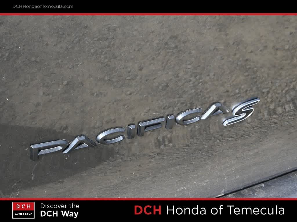 Thumbnail: 2022 Chrysler Pacifica - 7