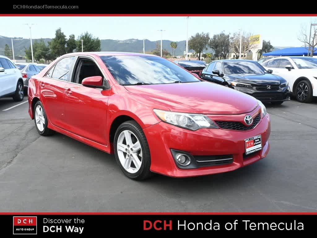 Thumbnail: 2014 Toyota Camry - 3