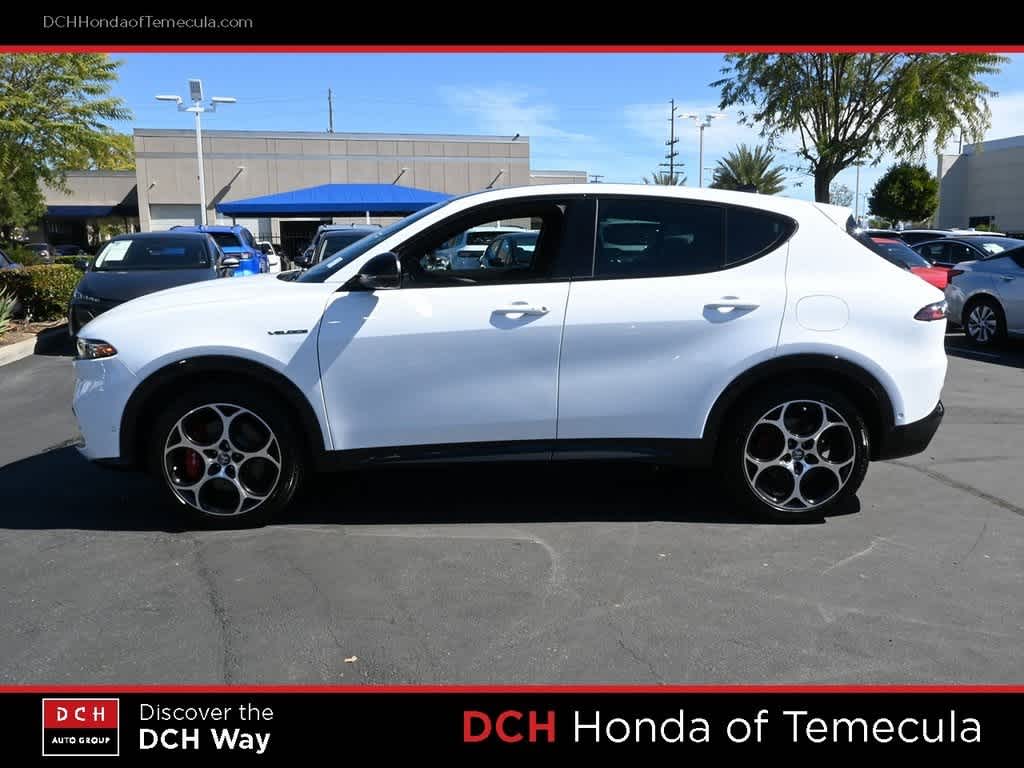 Thumbnail: 2024 Alfa Romeo Tonale - 4