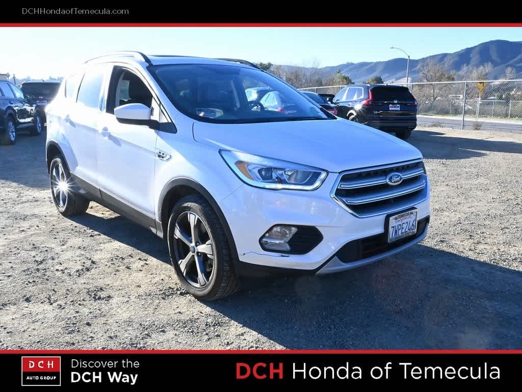 Thumbnail: 2017 Ford Escape - 3