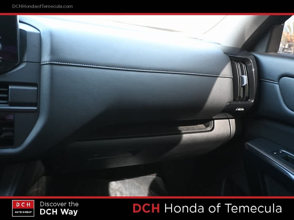 Thumbnail: 2024 Nissan Pathfinder - 13