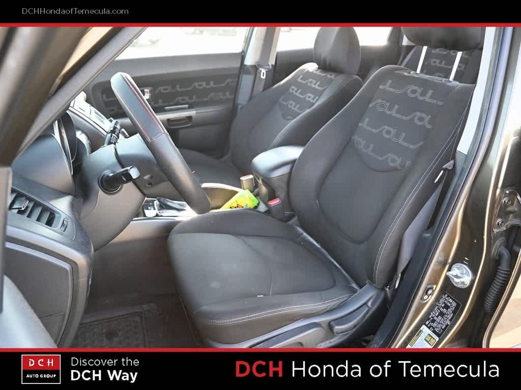 Thumbnail: 2013 Kia Soul - 17