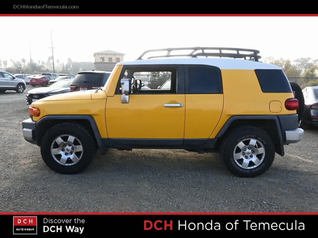 Thumbnail: 2008 Toyota FJ Cruiser - 4