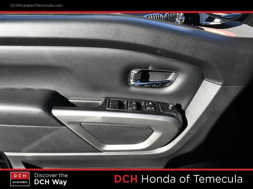 Thumbnail: 2024 Nissan Titan - 16