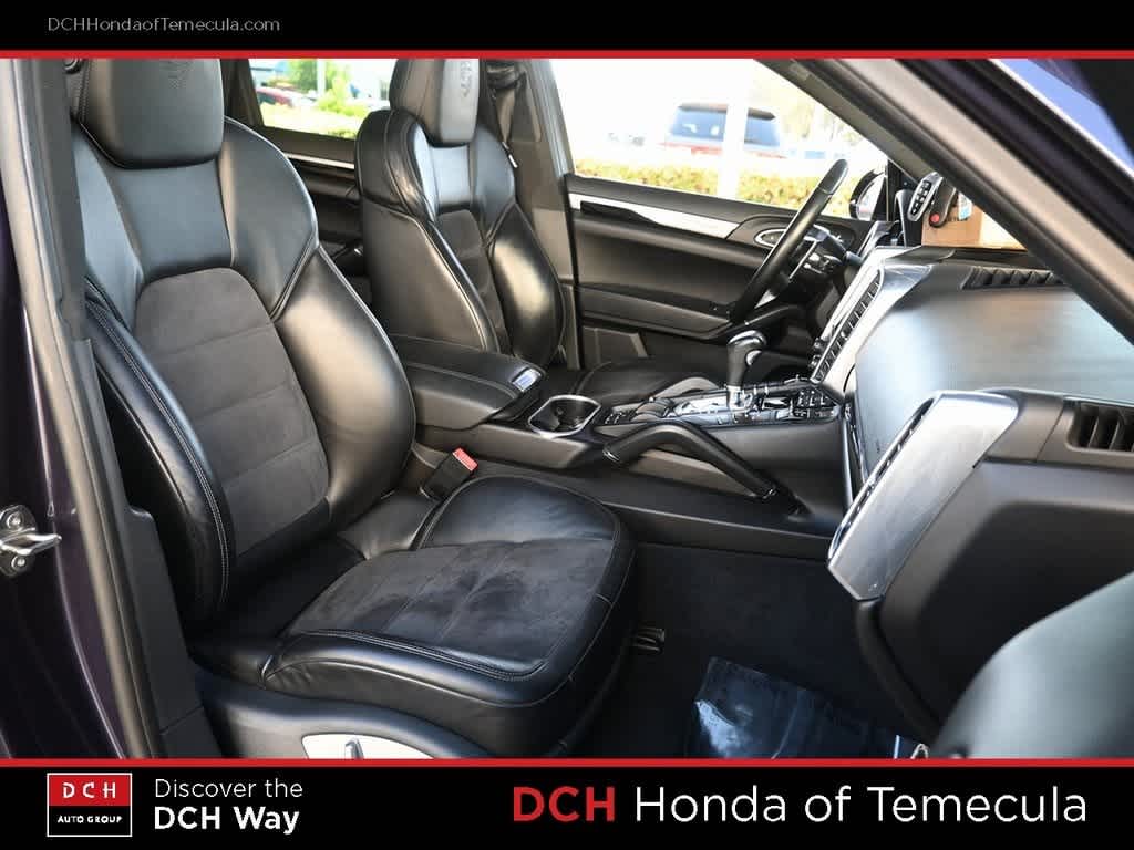 Thumbnail: 2017 Porsche Cayenne - 21