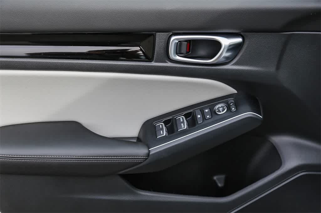 Thumbnail: 2026 Honda Civic - 23