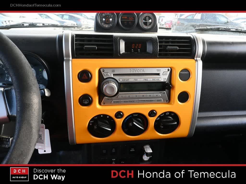 Thumbnail: 2008 Toyota FJ Cruiser - 11