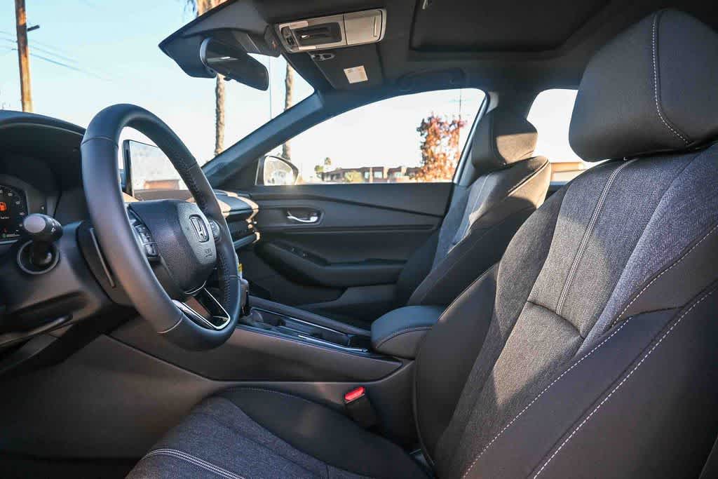 Thumbnail: 2025 Honda Accord - 15