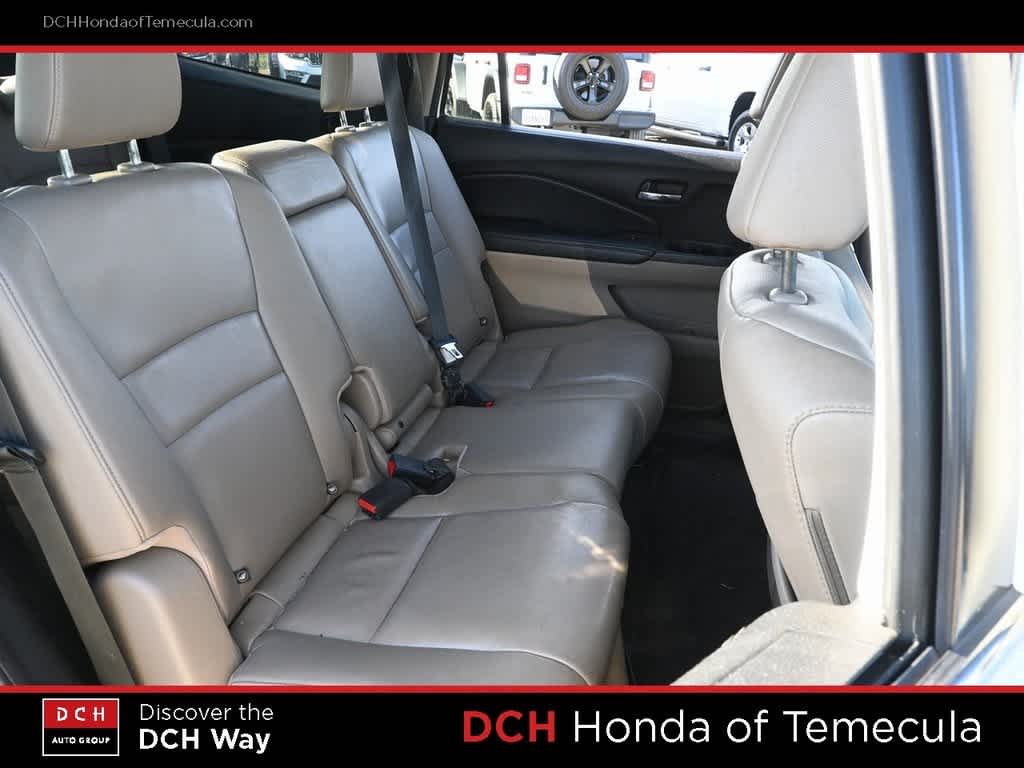 Thumbnail: 2018 Honda Pilot - 19
