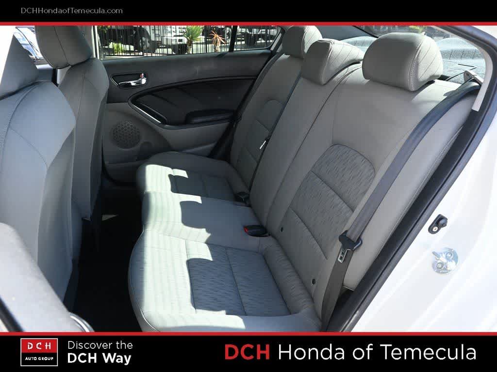 Thumbnail: 2014 Kia Forte - 18