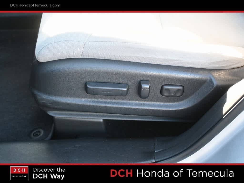 Thumbnail: 2015 Honda CR-V - 16