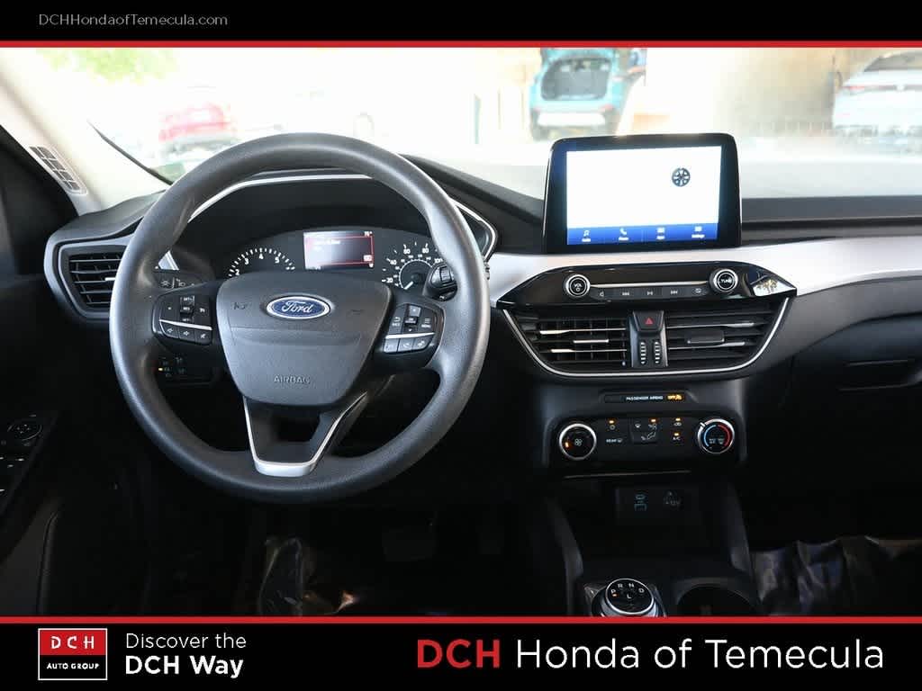 Thumbnail: 2022 Ford Escape - 8