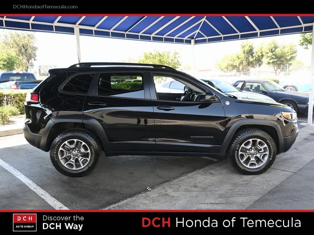 Thumbnail: 2022 Jeep Cherokee - 3