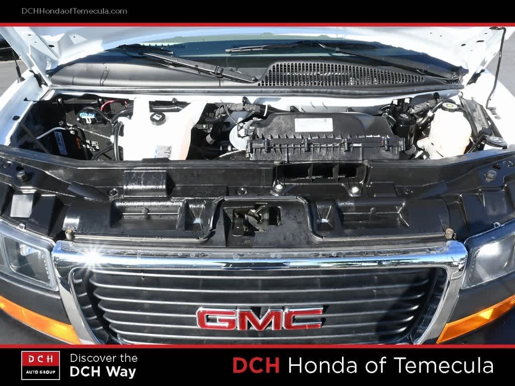 Thumbnail: 2024 GMC Savana - 24