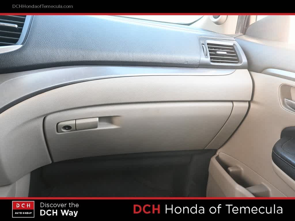 Thumbnail: 2018 Honda Pilot - 13