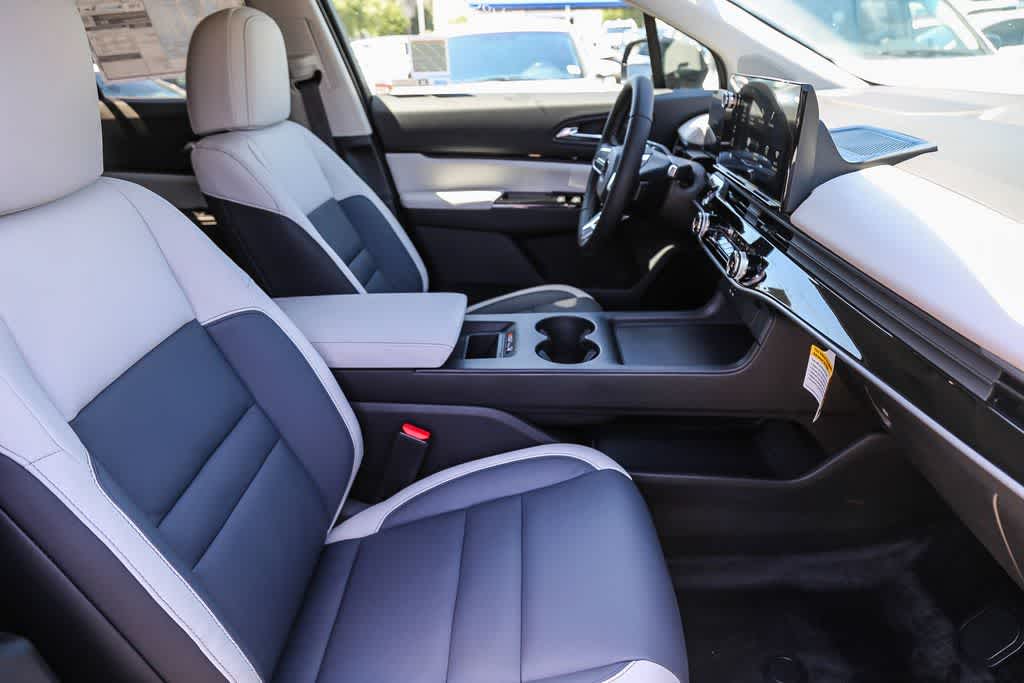 Thumbnail: 2026 Honda Prologue - 21