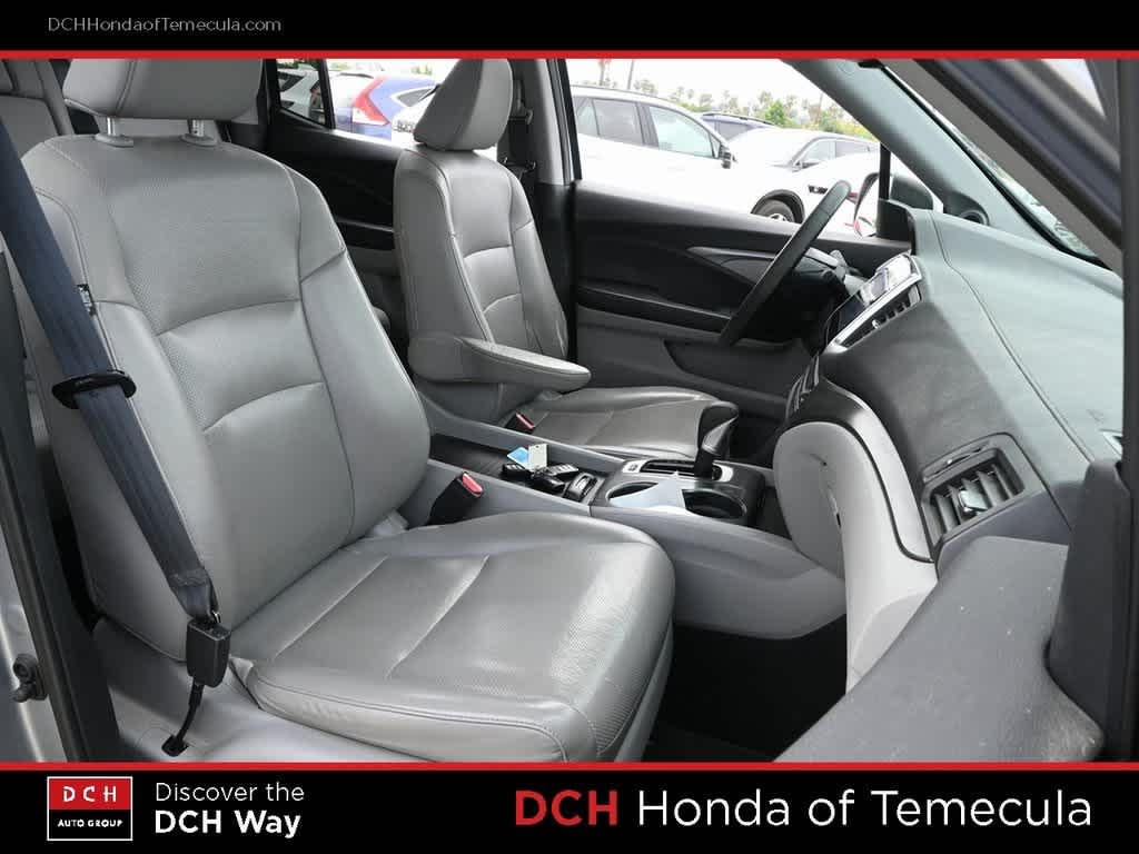 Thumbnail: 2017 Honda Ridgeline - 21