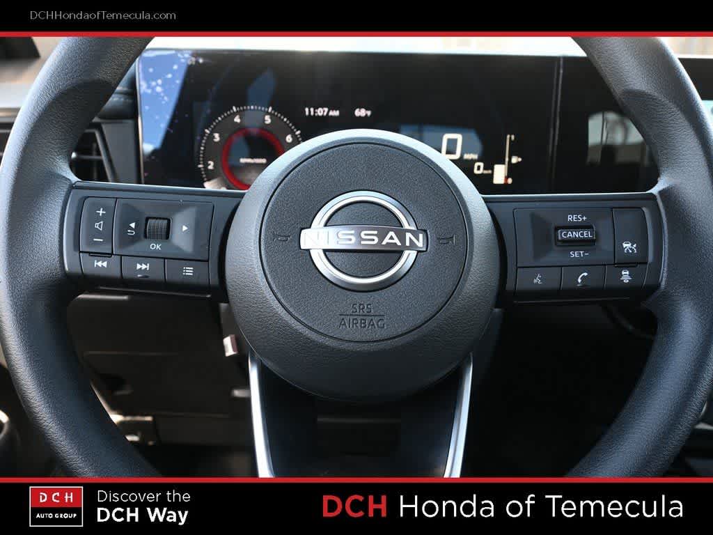 Thumbnail: 2025 Nissan Kicks - 9