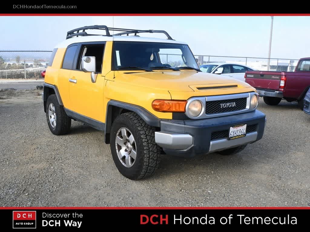 Thumbnail: 2008 Toyota FJ Cruiser - 3