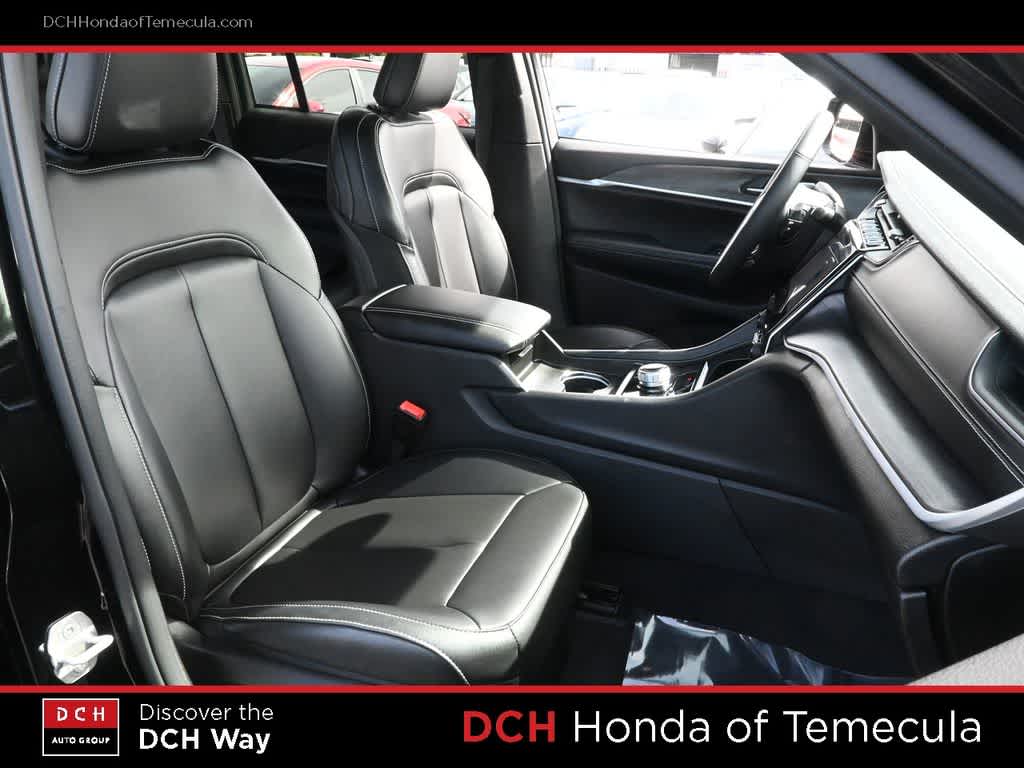 Thumbnail: 2024 Jeep Grand Cherokee - 21