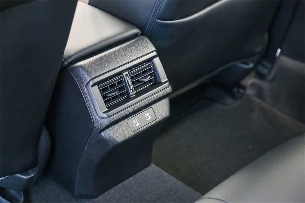 2025 Honda Accord Touring 23