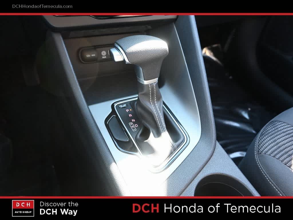 Thumbnail: 2017 Kia Niro - 11