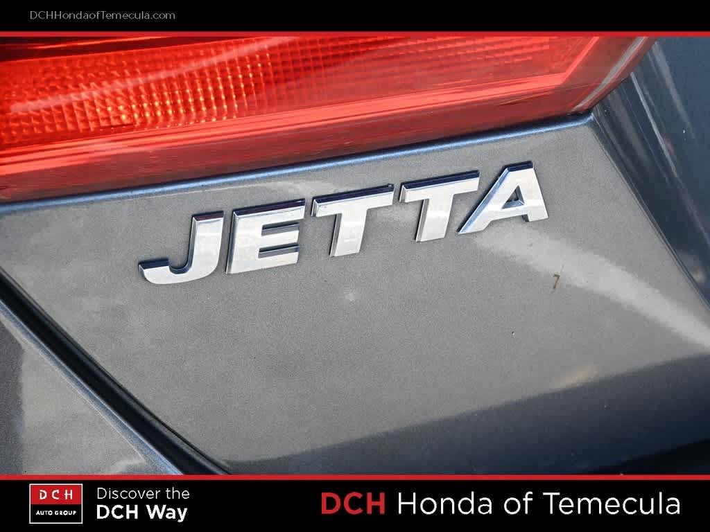 Thumbnail: 2011 Volkswagen Jetta - 7