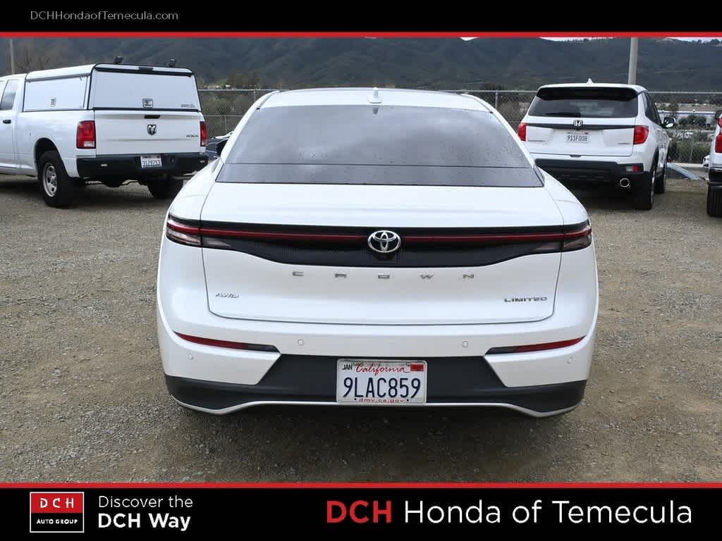 Thumbnail: 2023 Toyota Crown - 6