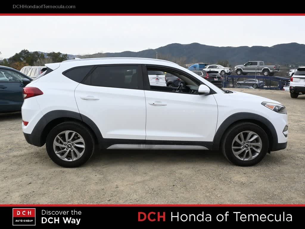 Thumbnail: 2017 Hyundai Tucson - 5