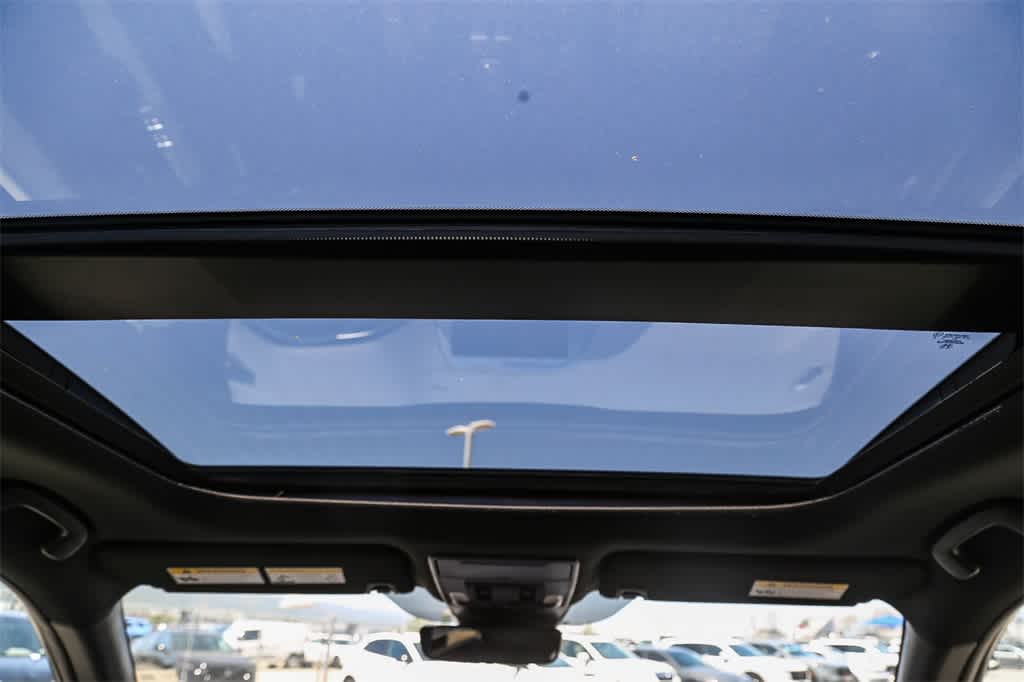 Thumbnail: 2025 Honda Pilot - 17