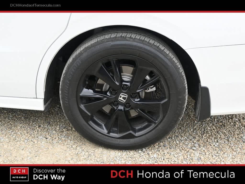 Thumbnail: 2023 Honda Odyssey - 21