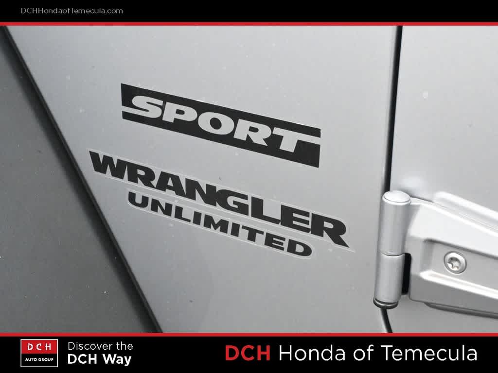 Thumbnail: 2013 Jeep Wrangler - 7