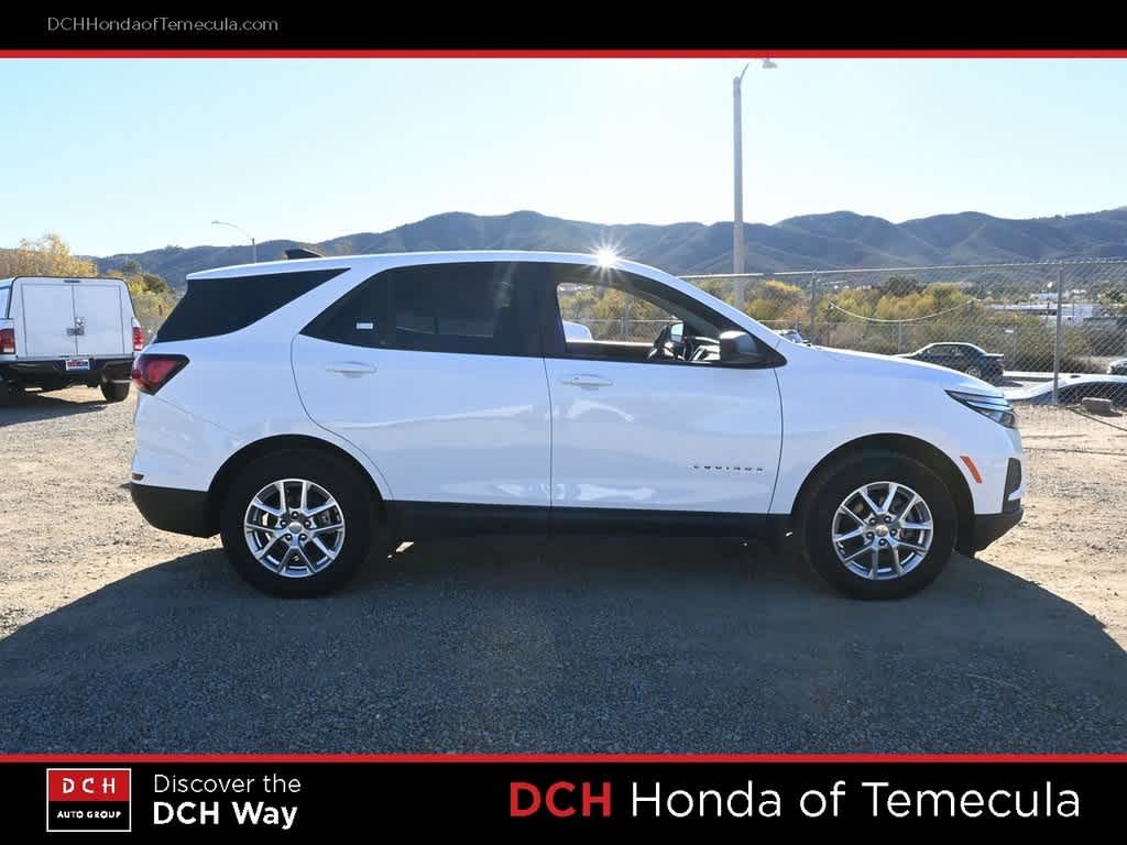 Thumbnail: 2022 Chevrolet Equinox - 5