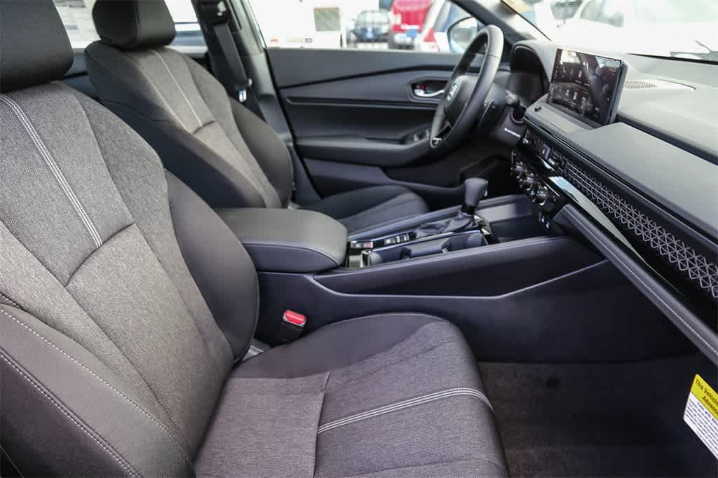 2025 Honda Accord Sport 18