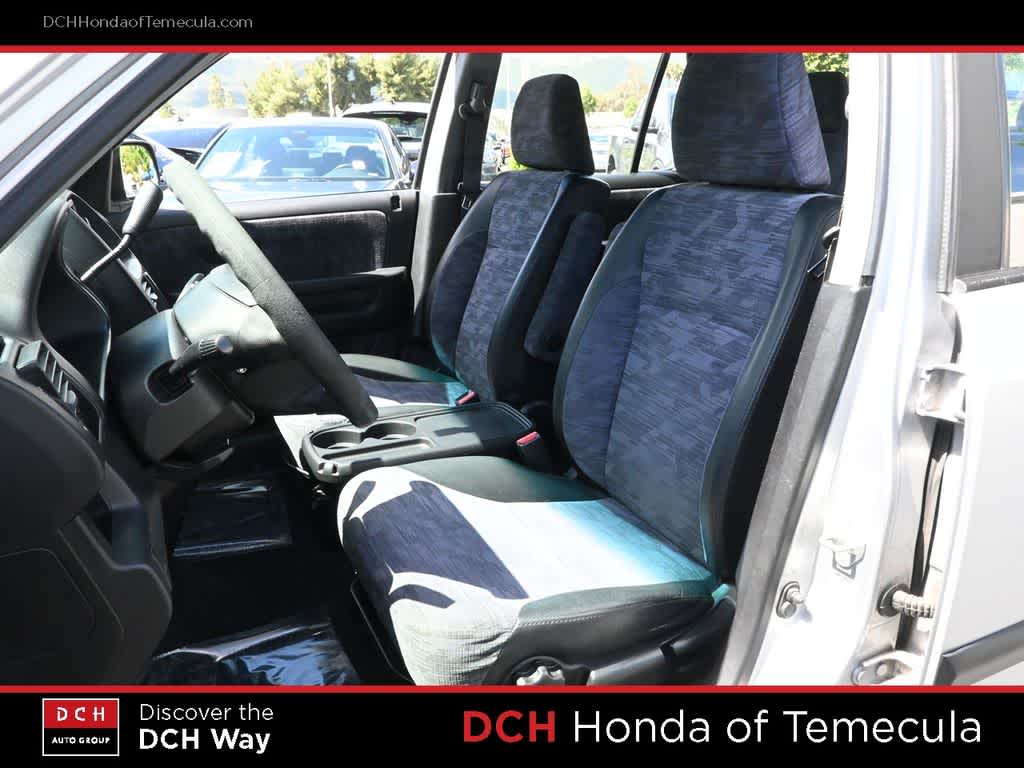 Thumbnail: 2002 Honda CR-V - 17