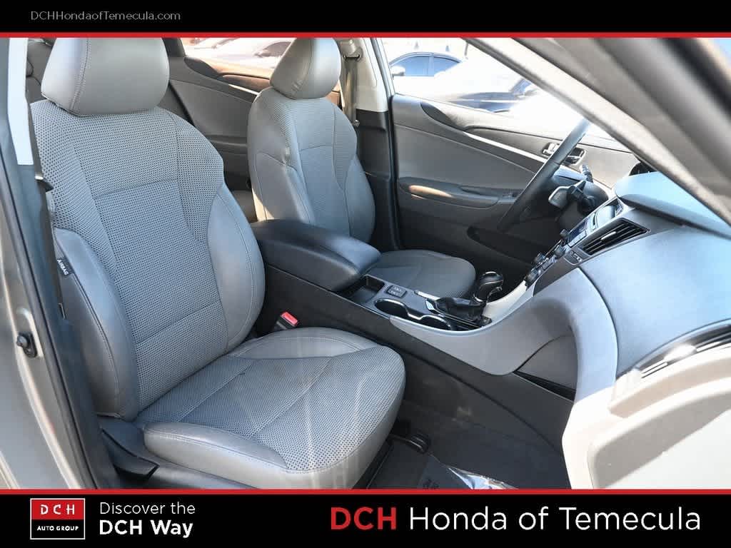 Thumbnail: 2013 Hyundai Sonata - 20