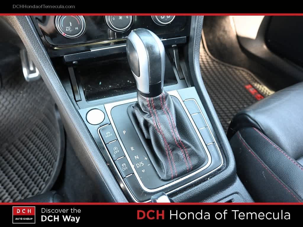 2020 Volkswagen Golf GTI SE 11