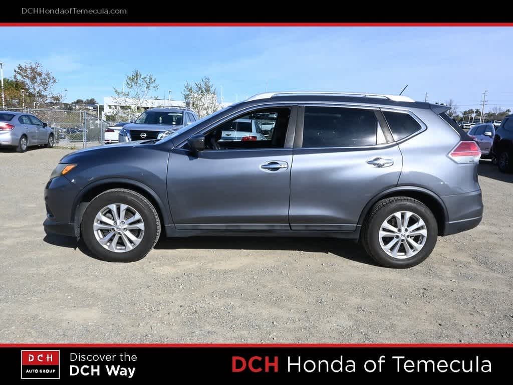 Thumbnail: 2016 Nissan Rogue - 4