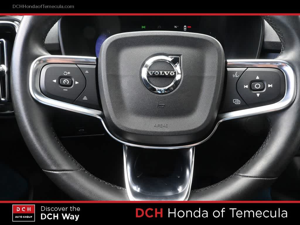 Thumbnail: 2023 Volvo C40 - 8