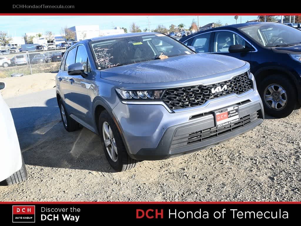 Thumbnail: 2023 Kia Sorento - 3