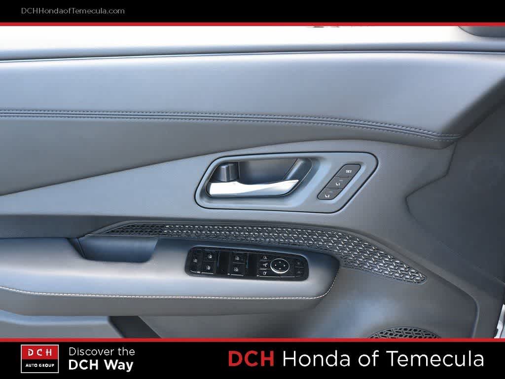 Thumbnail: 2025 Nissan Ariya - 16