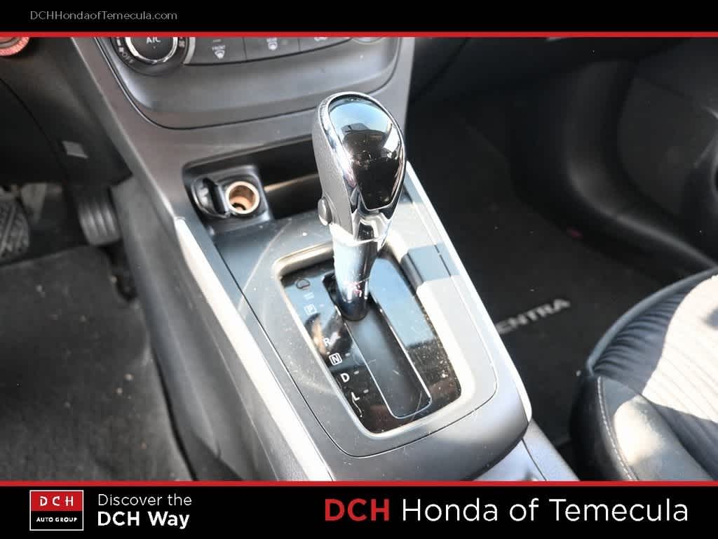 Thumbnail: 2017 Nissan Sentra - 11