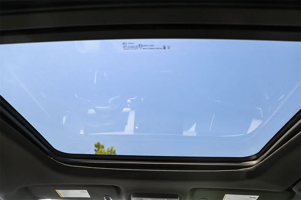 Thumbnail: 2026 Honda Prologue - 19