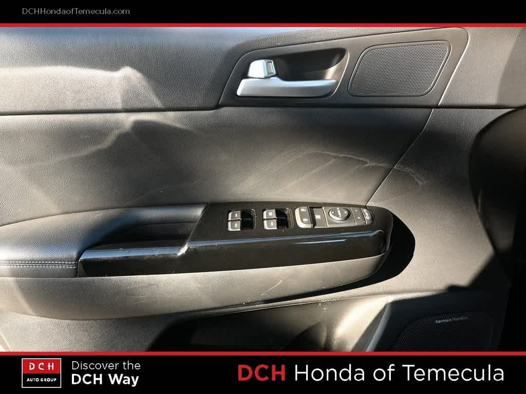 Thumbnail: 2018 Kia Sportage - 16