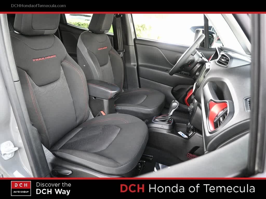 Thumbnail: 2023 Jeep Renegade - 21