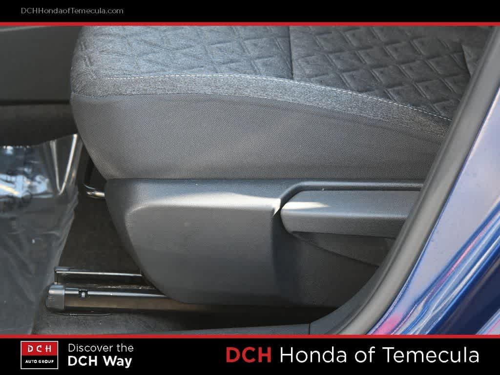 Thumbnail: 2025 Nissan Kicks - 17