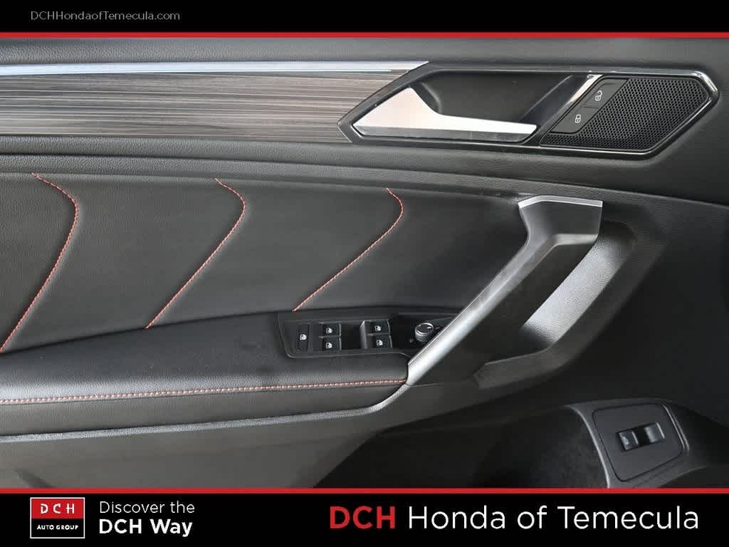 Thumbnail: 2024 Volkswagen Tiguan - 16