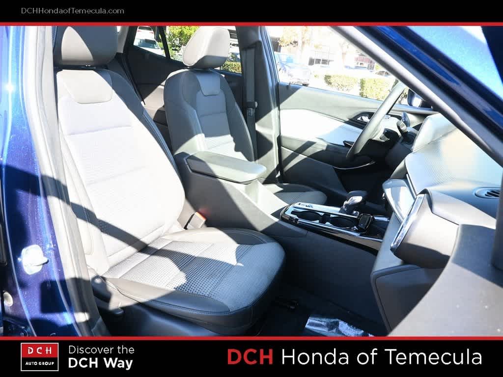 Thumbnail: 2024 Chevrolet Trax - 21