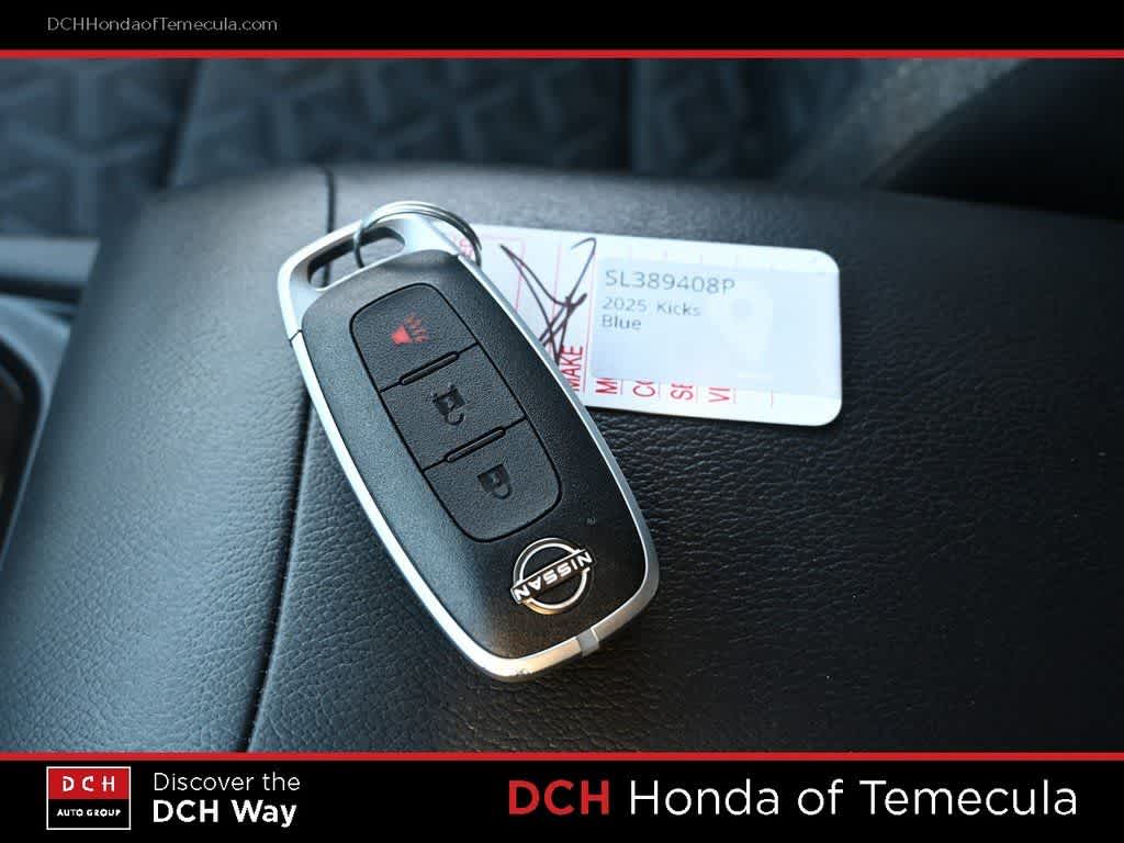 Thumbnail: 2025 Nissan Kicks - 15