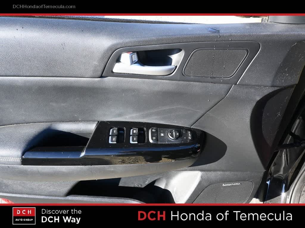 Thumbnail: 2018 Kia Sportage - 15